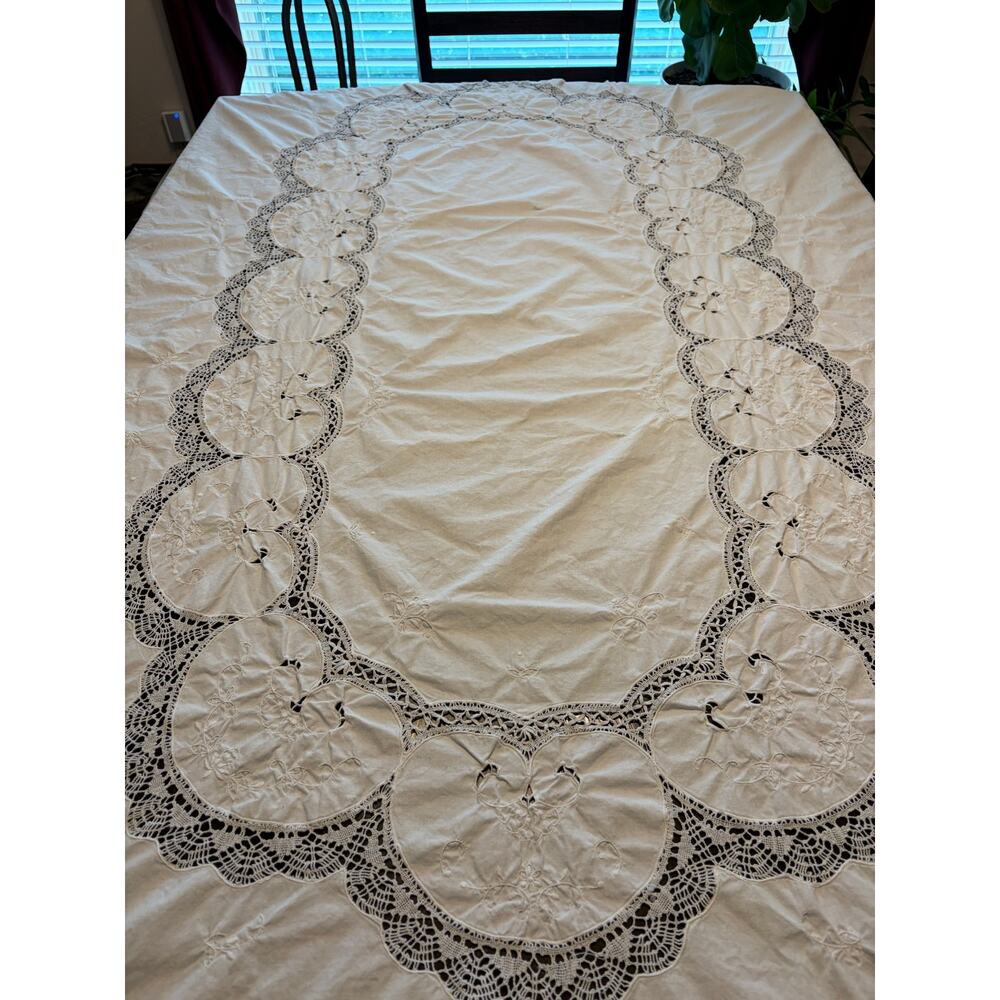 Vintage White Tablecloth Cutwork Embroidery Lace 91 x 62 Cotton